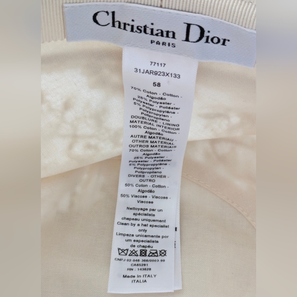Christian Dior Bucket Hat. - Picture 6 of 11